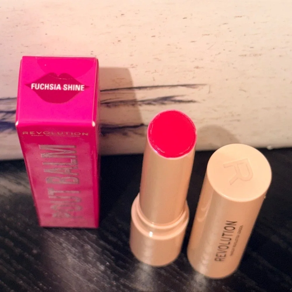 Revolution Makeup London Pout Balm Lip Balm Fuchsia Shine Pink Glossy 0.16oz NEW